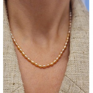 Colier cu perle de cultura...