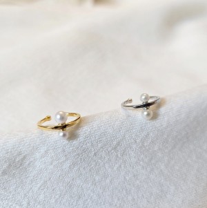 Cercel cuff cu doua perle