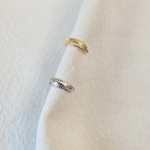 Cercel cuff model frunza