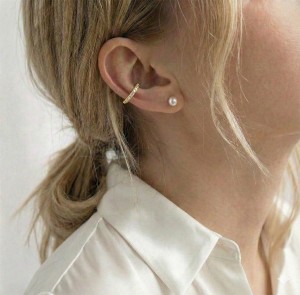 Cercel cuff cu model...